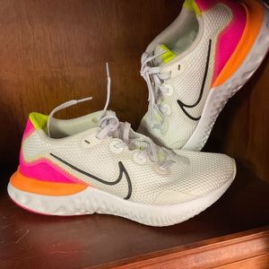 Nike shoes size 7